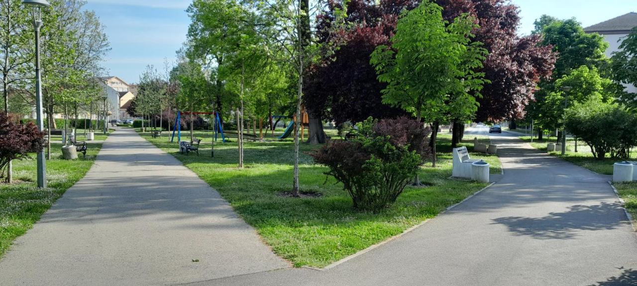 Apartman 222 Brcko Luaran gambar